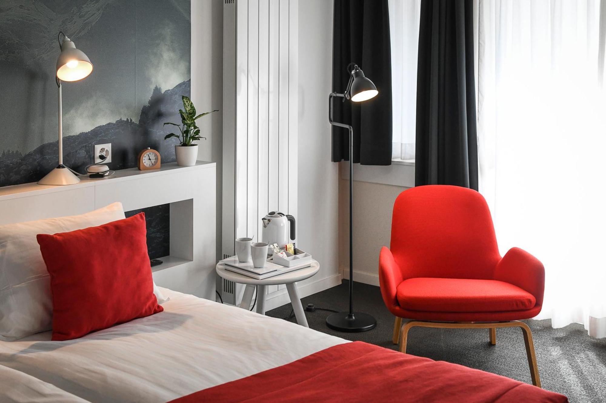 Home Swiss Hotel Женева Екстериор снимка