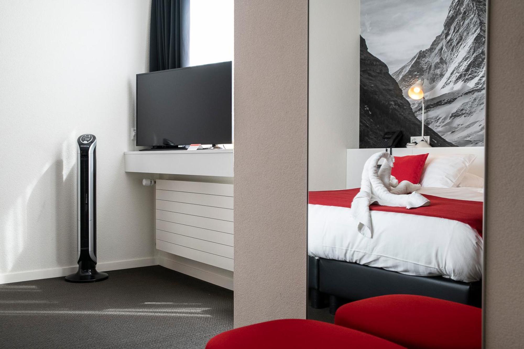 Home Swiss Hotel Женева Екстериор снимка