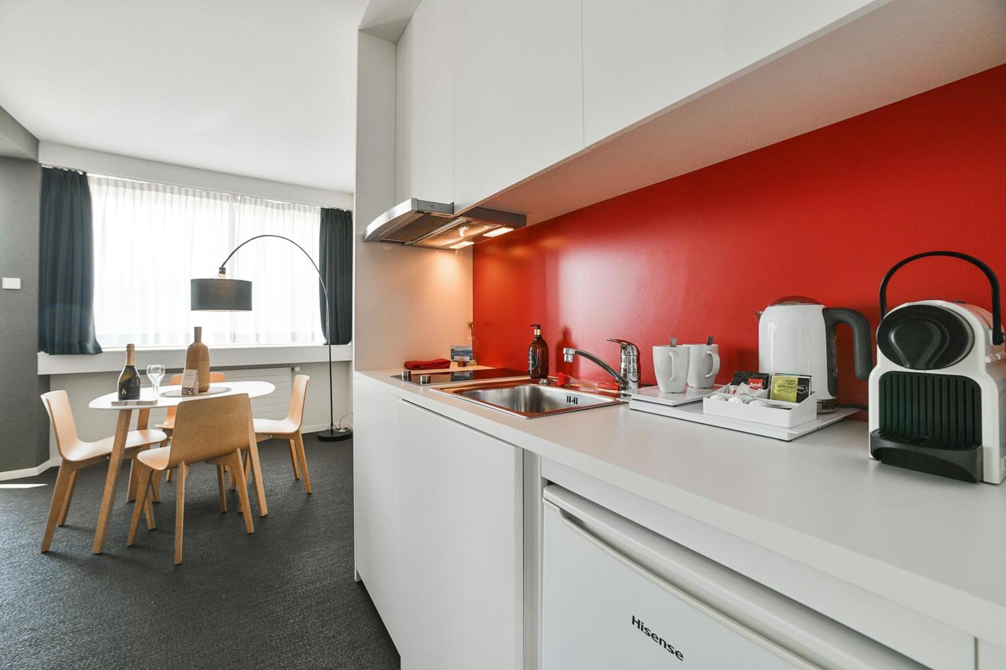 Home Swiss Hotel Женева Екстериор снимка